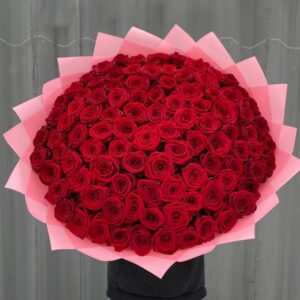 Букет из 151 красной розы